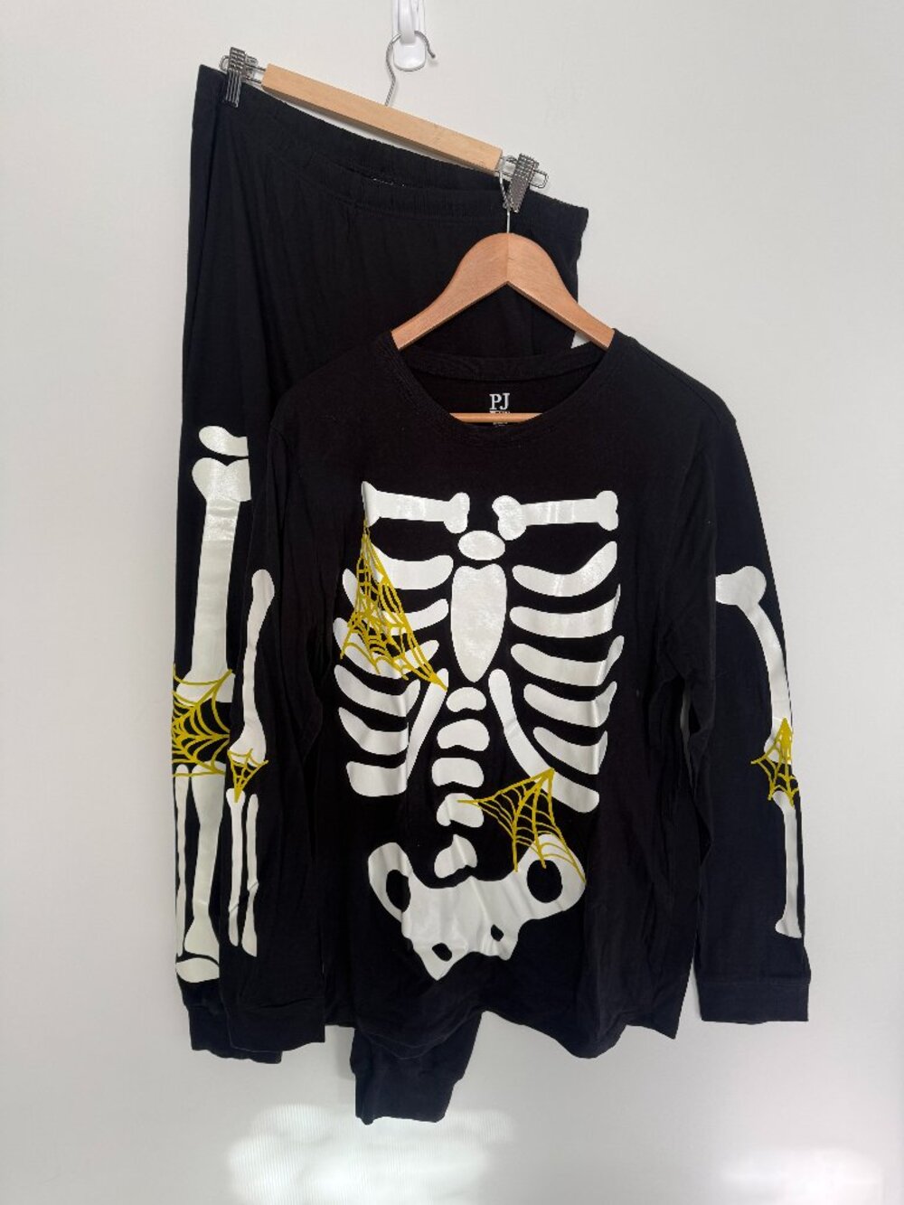 PJ Place Adult Unisex Black Skeleton 2 Piece Pajama Set Size L